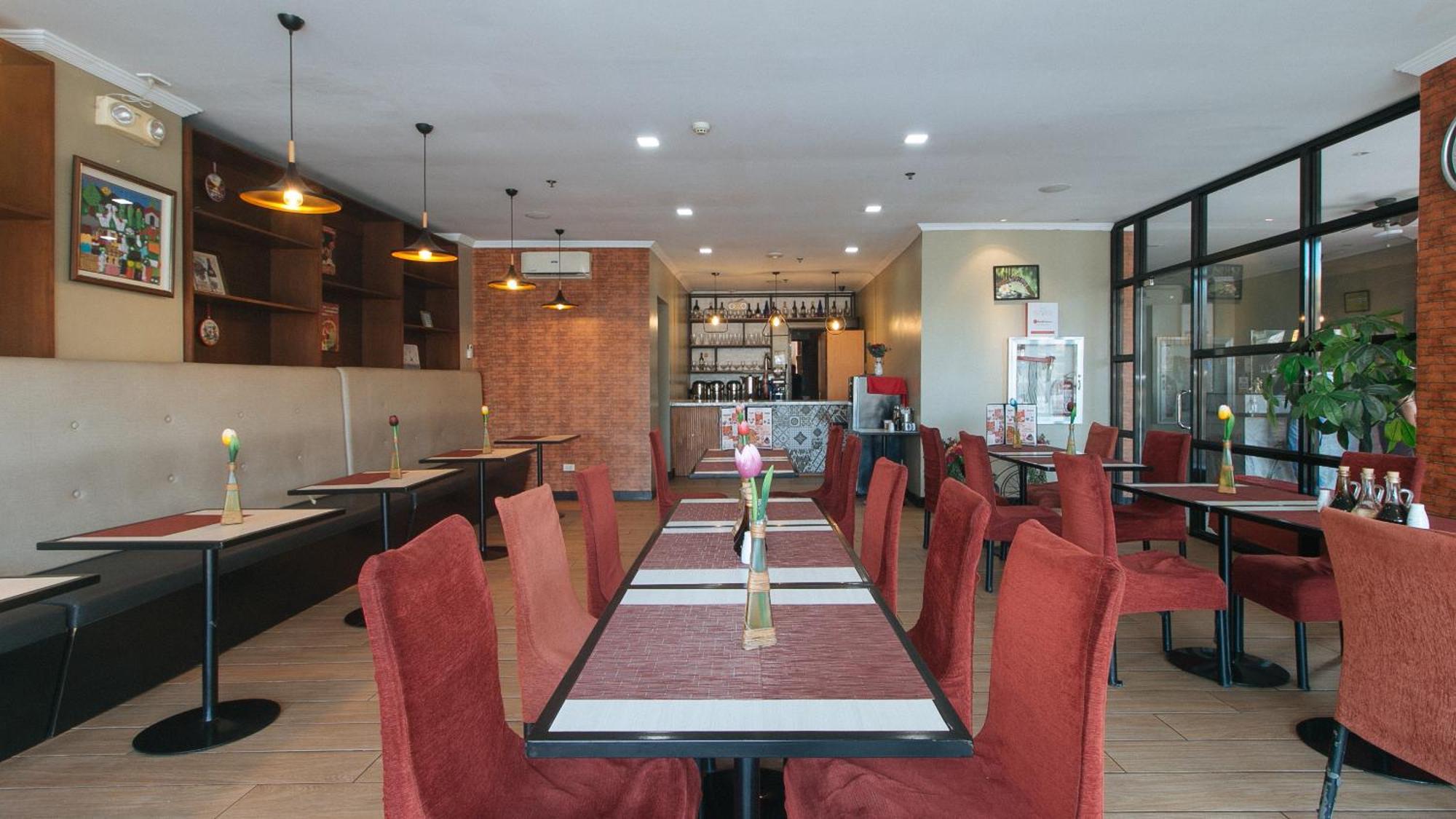 Reddoorz Plus At Mm Hotel Las Pinas Former Reddoorz Plus Near Bamboo Organ מראה חיצוני תמונה